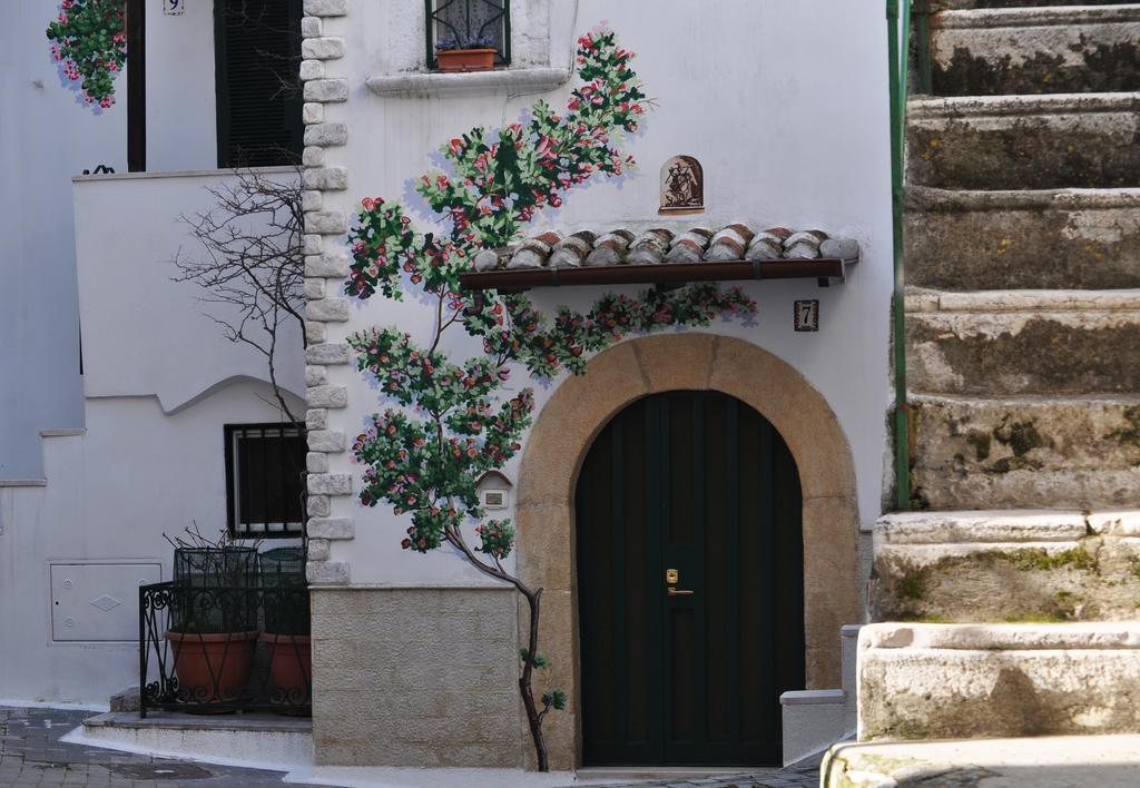 Hotel Solaria Rodi Garganico Buitenkant foto